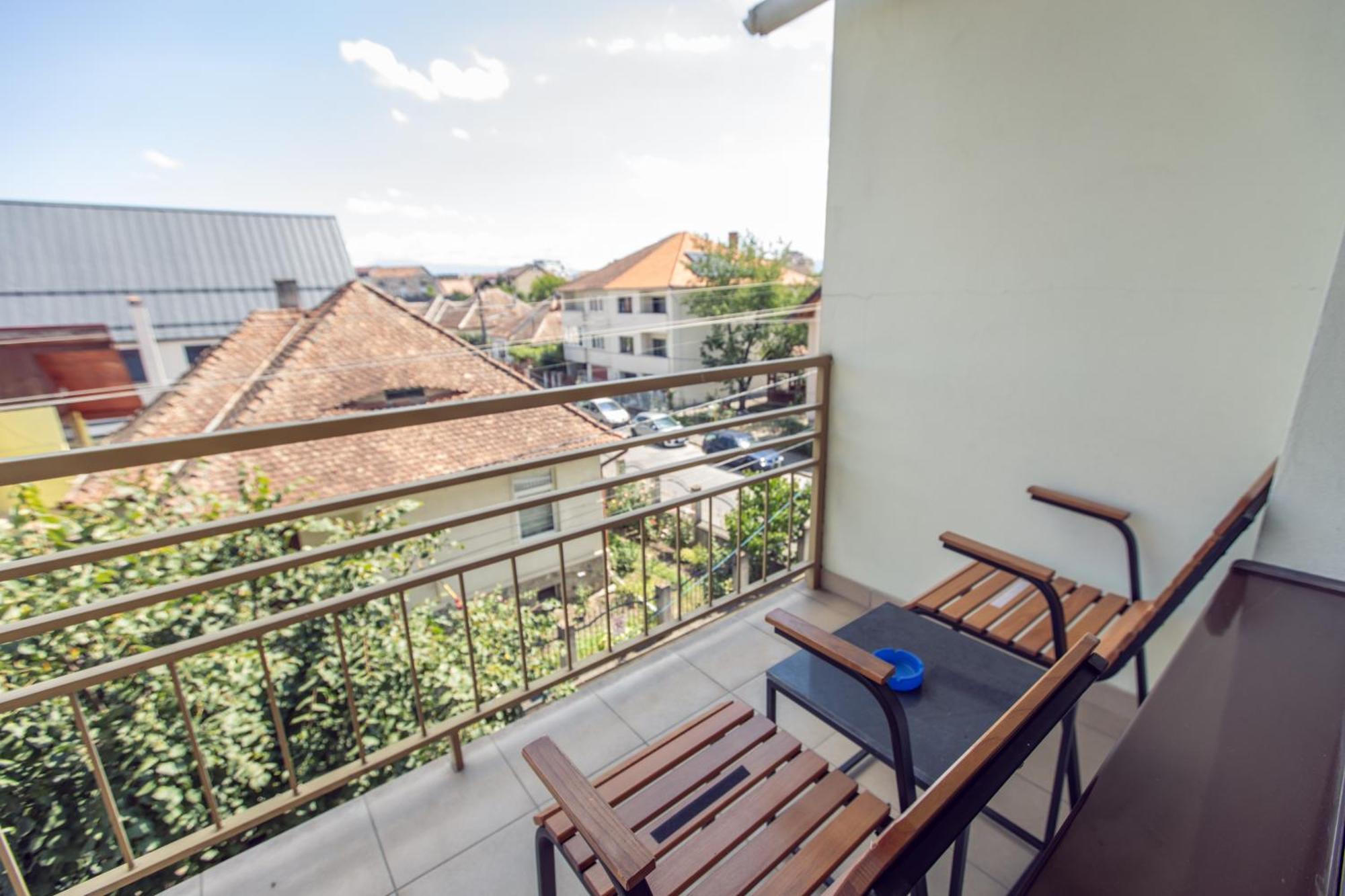 Amber Apartments Sibiu Exterior photo